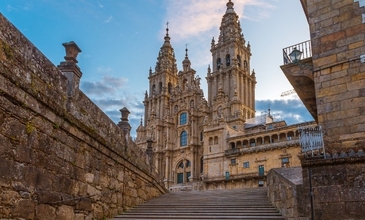 Görkemli Üçlü İtalya & Fransa & İspanya Turu - Türk Havayolları ile - 7 Gece 8 Gün