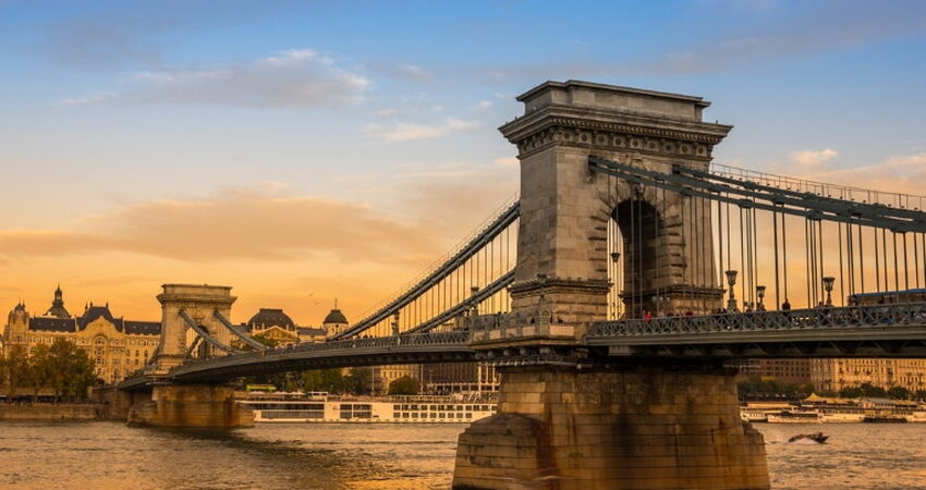 Büyük Orta Avrupa Turu - Pegasus Havayolları İle - 7 Gece 8 Gün