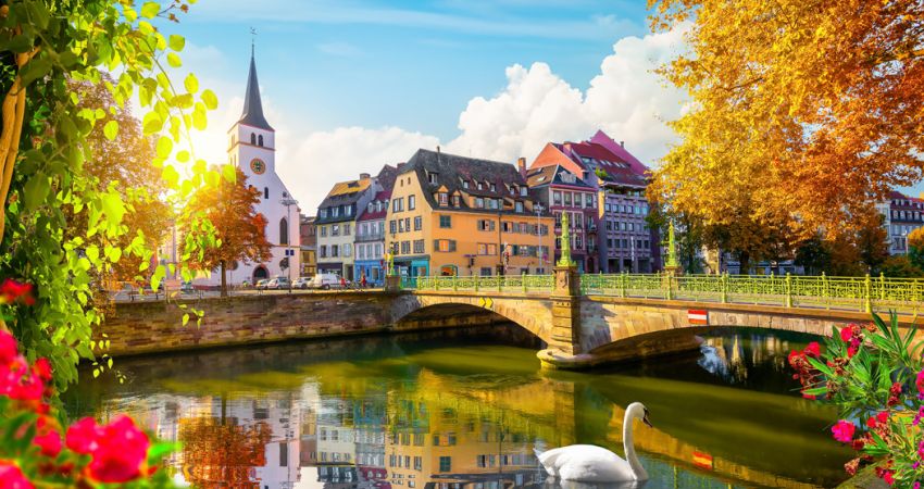 Bağlardan Masal Köylerine Yolculuk - Almanya – Fransa – İsviçre   - Türk Hava Yolları Tarifeli Seferleri İle - 4 Gece  5 Gün - Tüm Ekstra Turlar Dâhil