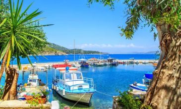 Korfu Paskalya Çömlek Kırma Festivali Rotası Turu - Lüx Otobüsler ile - 3 Gece 4 Gün