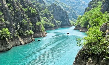 Izmır Hareketli Buyuk Balkan Turu 9 Gunde 9 Ulke - Otobüs İle - 7 Gece 9 Gün - Tum Turlar ve Aksam Yemekleri Dahil