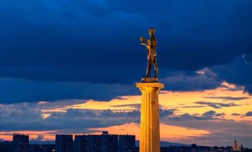 Otobüslü Bursa Hareketli Buyuk Orta Avrupa ve Hallstatt Turu - 6 Gece 8 Gün - Tum Turlar ve Outlet Dahil