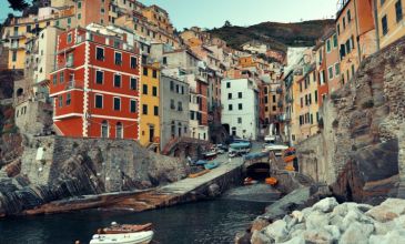 İzmir’den Bir Avrupa Masalı Express Turu - Sunexpress Havayolları İle Gidiş / Türk Havayolları İle Dönüş -  4 Gece 6 Gün